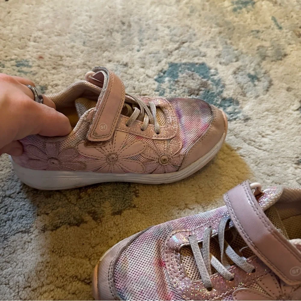 🌟3/$20🌟 Stride Rite sneakers size 1W